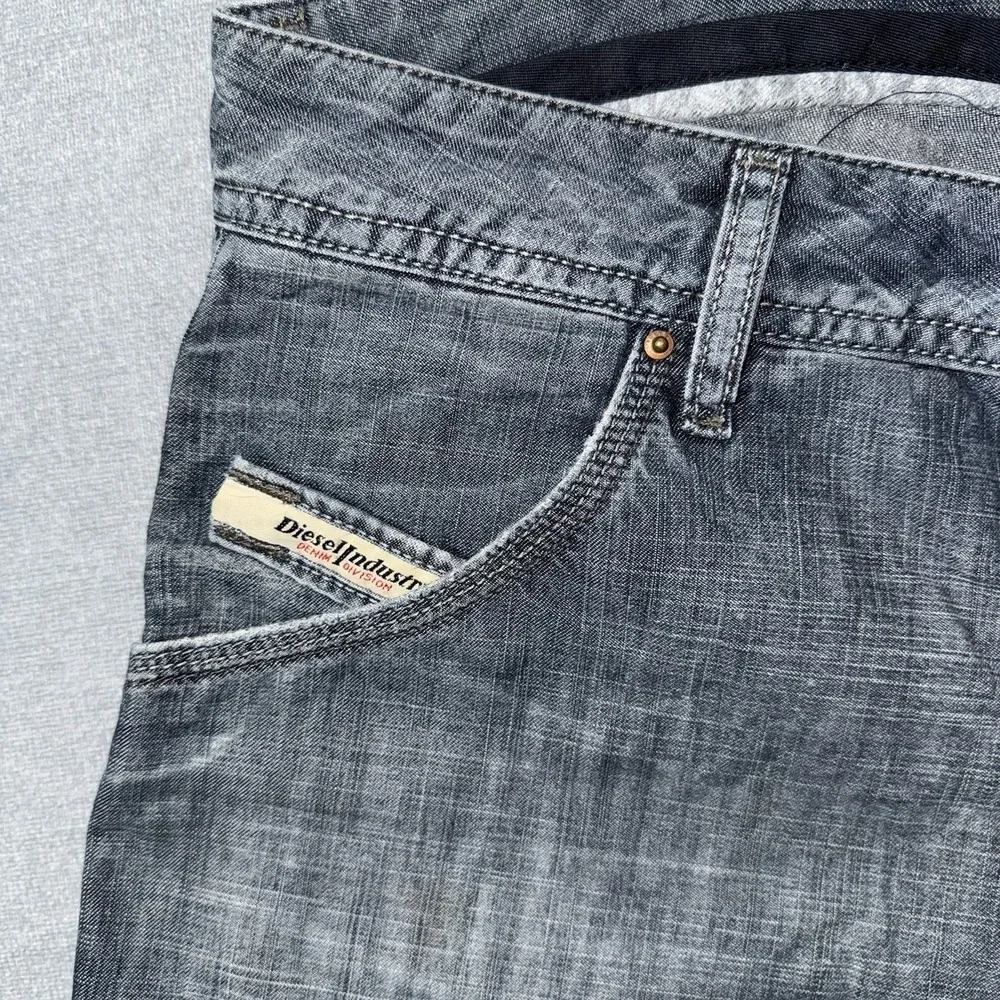 Diesel‎ Jeans Men 31x30 Gray Blue Bumix Tapered Leg Lightweight Button Fly Italy
